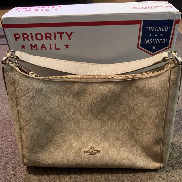 Used Coach Shoulder Bag - Picture 2 of 8